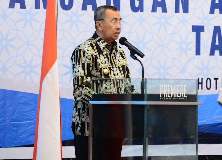 Gubri H Syamsuar dalam Forum Konsultasi Publik RPJMD Provinsi Riau Tahun 2019 di Ballroom Hotel Premiere.
