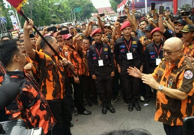 Prosesi pelantikan Iwan Pansa sebagai Ketua MPC PP Kota Pekanbaru.
