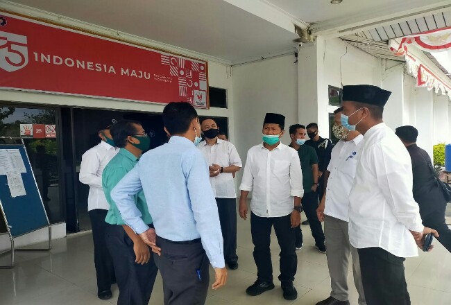 Ketua DPRD Riau yang juga balon Bupati Bengkalis meninjau Polbeng.