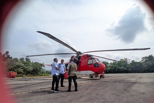 Ilustrasi dua helikoter water bombing ini menambah kekuatan pemadaman Karhutla di Provinsi Riau (foto/int)