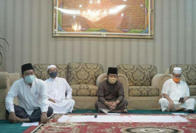 Doa dan zikir bersama menyambur Ramadan melalui video conferece.