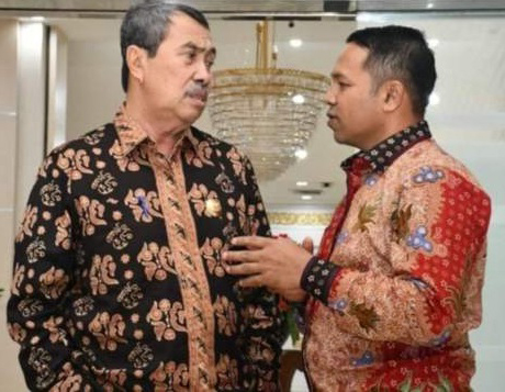 Syamsuar dan Abdul Wahid.