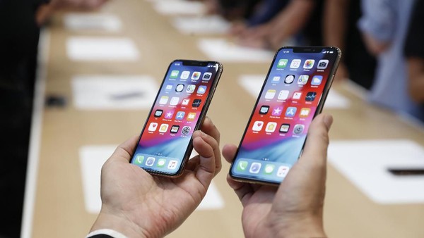  iPhone XS dan XS Max siap dijual remsi di Indonesia. Foto: Detik