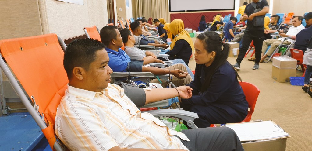 Suasana Kegiatan KDD Riau Kompleks ke 60 akhir pekan lalu yang berhasil mengumpulkan 1.097 kantong darah.