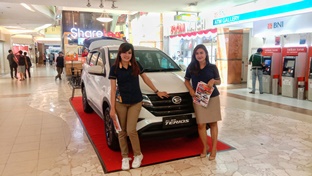 Terios X merupakan mobil SUV mini termurah saat ini dan paling laris di Riau (foto/bayu)