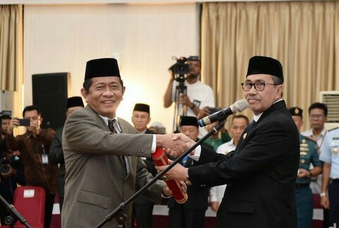 Gubernur Riau Syamsuar dan Sekdaprov Yan Prana Jaya.