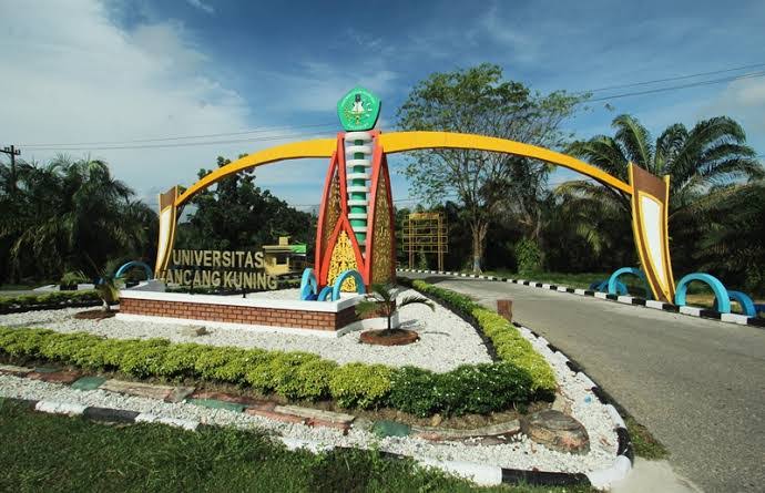 Gerbang kampus Unilak.(foto: int)