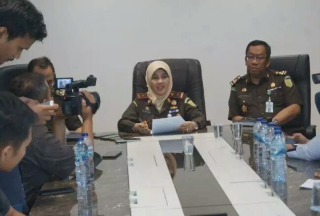 Kepala Kejaksaan Tinggi Riau Mia Amiati 