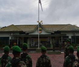 Upacara Hari Juang TNI AD ke-77 di Kodim 0302/Inhu.(foto: andri/halloriau.com)