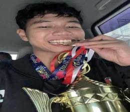 M Hilmy Dhakwan, atlet Bulu Tangkis asal Kepulauan Meranti yang meraih medali emas saat bela Pekanbaru dalam ajang Popda 2022
