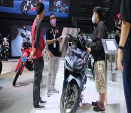 New Honda Vario 125 dan New Honda Scoopy mencatatkan penjualan hingga 261 unit pada ajang Indonesia Motorcycle Show (IMOS) 2022.(foto: istimewa)