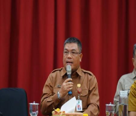 Kepala Dinas Lingkungan Hidup dan Kehutanan Provinsi Riau, Mamun Murod (foto/ist)