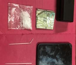 Sejumlah barang bukti yang diamankan Satres Narkoba Polres Kuansing dari tersangka DI dan AD.(foto: ultra/halloriau.com)