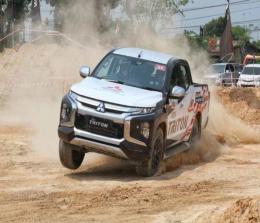 Test driver All New Triton di Pekanbaru
