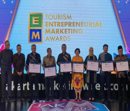 Pemprov Riau kembali meraih penghargaan. Kali ini pada ajang Tourism Entrepreneurial Marketing Award 2023.