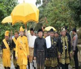 Gubri Syamsuar penuhi undangan Dipertuan Agung Raja ke-XII Rantau Kampar Kiri Gunung Sahilan (foto/int)