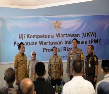 Pembukaan Uji Kompetensi Wartawan Tahun 2024 Angkatan XXIII di Pekanbaru, Selasa (23/4/2024).