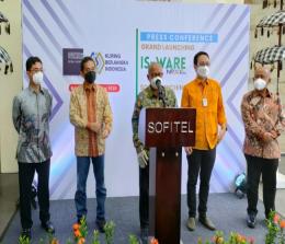 Sidharta, Kepala Bapan Pengawas Perdagangan Berjangka Komoditi, Agus S Menteri Perdagangan dan Fajar, Dirut PT KBI saat launching IS-Ware NextGen di Bali