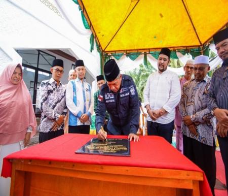 Bupati Siak, Alfedri resmikan Musala Syamsuar Ar-Rahman di Kampung Sungai Kayu Ara, Kecamatan Sungai Apit (foto/ist)