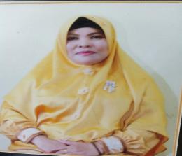  

Pimpinan Tari Kreasi Laskar Betuah "Pelalau Joki" SDN 009 Kuala Terusan, Hj Elfidawati MPd.