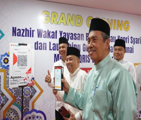 Gubri Syamsuar meresmikan Nazhir Wakaf Yayasan Berkah Riau Kepri Syariah (foto/ist)