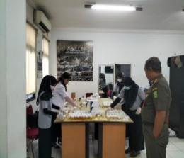 Ratusan personel Satpol PP Riau tes urine (foto/int)