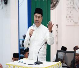 Gubernur Syamsuar ajak masyarakat Kabupaten Kampar bayar zakat (foto/int)