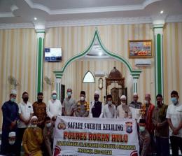 Kapolres, beri imbauan ke jemaah Masjid Al - Muhajirin Pasir Pengaraian, Kecamatan Rambah saat Suling.
