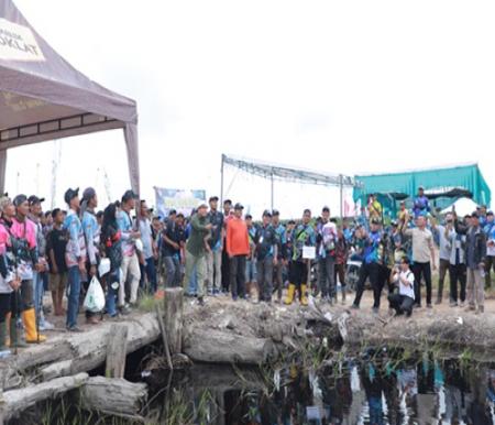 Wabub Siak Husni Merza hadiri HUT ke-7 Kerinci Kanan Fishing Club (foto/ist)