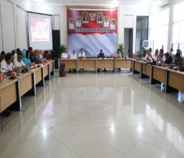 PB Porprov X Riau rapat bersama KONI kabupaten/kota se-Riau.(foto: ultra/halloriau.com)