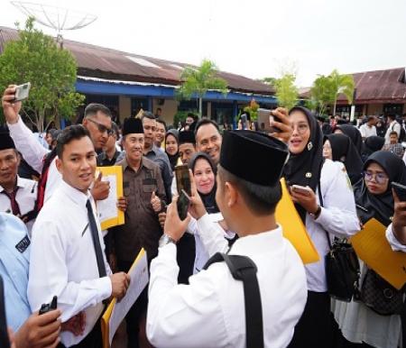 Ratusan guru di Kabupaten Rokan Hilir terima SK PPPK (foto/zal)