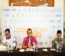 Kadispar Riau saat ekspos Tour de Siak yang berguna untuk promosi pariwisata (foto/int)