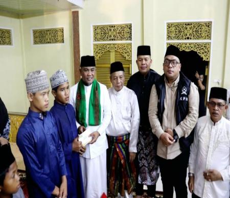Bupati Zukri buka puasa bersama Balai LAM Datuk Bandar Setia Diraja Pangkalan Kerinci (foto/Andi)