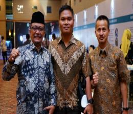 Sekdakab Siak, Arfan Usman saat menghadiri malam puncak HUT ke-24 RS Awal Bros Group di Pekanbaru.(foto: diana/halloriau.com)