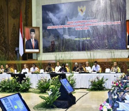 Pj Gubernur Riau ikuti Rakorsus Karhutla 2024.(foto: mcr)