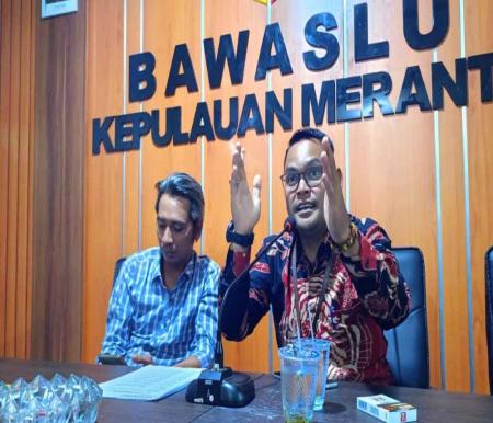 Ketua Bawaslu Kepulauan Meranti, Syamsurizal SIP MIP.(foto: mcr)