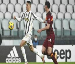Cristiano Ronaldo mencetak gol pembuka kemenangan Juventus. Foto: CNNIndonesia