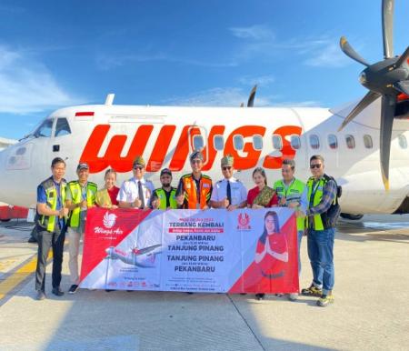 maskapai Wings Air mulai menerbangi kembali rute langsung ke Tanjung Pinang. 