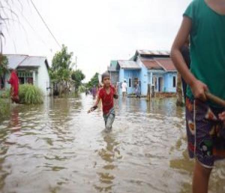 Ilustrasi korban banjir Riau mulai terserang penyakit, butuh obat-obatan segera (foto/int)