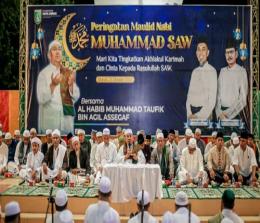 Pemko Dumai gelar tabligh akbar memperingati maulid Nabi Muhammad SAW 1444 H/2022 M di Taman Bukit Gelanggang.(foto: bambang/halloriau.com)