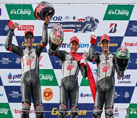 Decksa Almer Alfarezel meraih podium tertinggi pada dua race di seri ke-4 ajang balap Honda Thailand Talent Cup (TTC) 2023 (foto/ist)