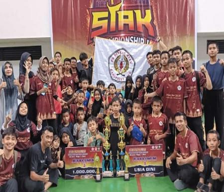 Tim PS Sinkay di Kejuaraan Silat Siak Championship I 2024.(foto: andi/halloriau.com)