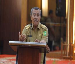 Gubernur Riau terima penghargaan dari Ditjenbun dikritik (foto/int)