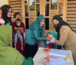 Diskes gelar crash program polio serentak di Pekanbaru (foto/rahmat)