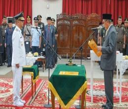 Gubernur Riau, Syamsuar melantik M Firdaus sebagai Pj Bupati Kampar untuk 1 tahun kedepan.(foto: int)