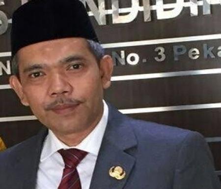 Kepala Dinas Pendidikan Provinsi Riau, Kamsol 