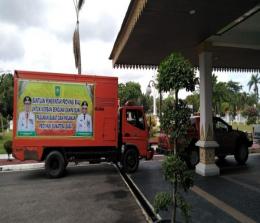 Bantuan logistik dari Provinsi Riau untuk gempa di Sumbar.