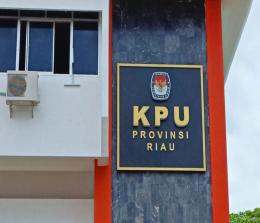 KPU Riau bakal didatangi 8 rombongan partai politik dan Bacalon DPD RI (foto/int)