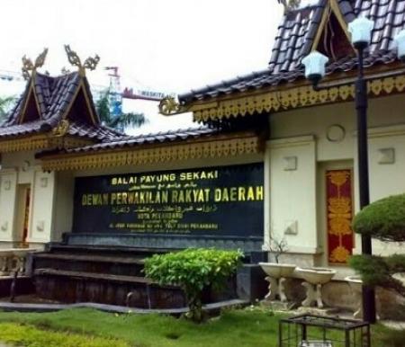 Gedung DPRD Kota Pekanbaru.