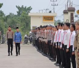 Plt Bupati Kepulauan Meranti AKBP (Purn) H. Asmar hadiri apel gelar pasukan Ops Ketupat Lancang Kuning (foto/ist)